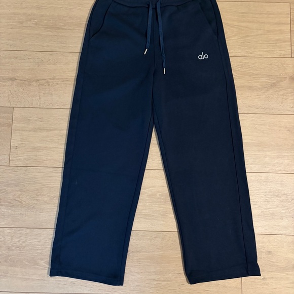 ALO Yoga Pants - ALO Yoga Women's Navy Drawstring Joggers BNWOT